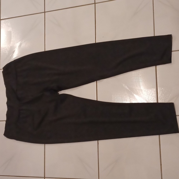 4/$80 Black Mulvari Marled Leggings - Size 4XL (US20) - Picture 3 of 9